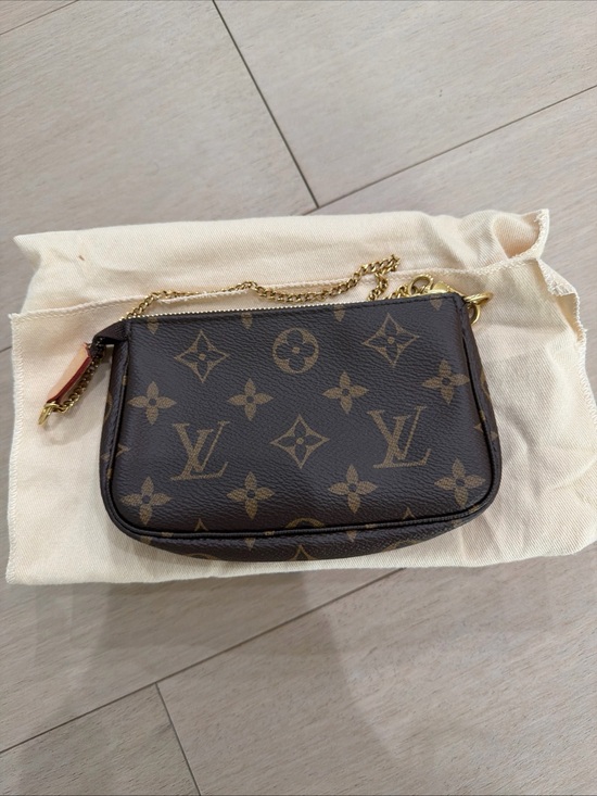 Louis Vuitton Handbags - Louis Vuitton Monogram Mini Pochette in Brown with Gold Hardware